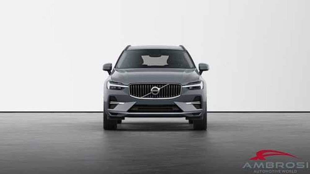 Volvo XC60 nuova a Viterbo (5)