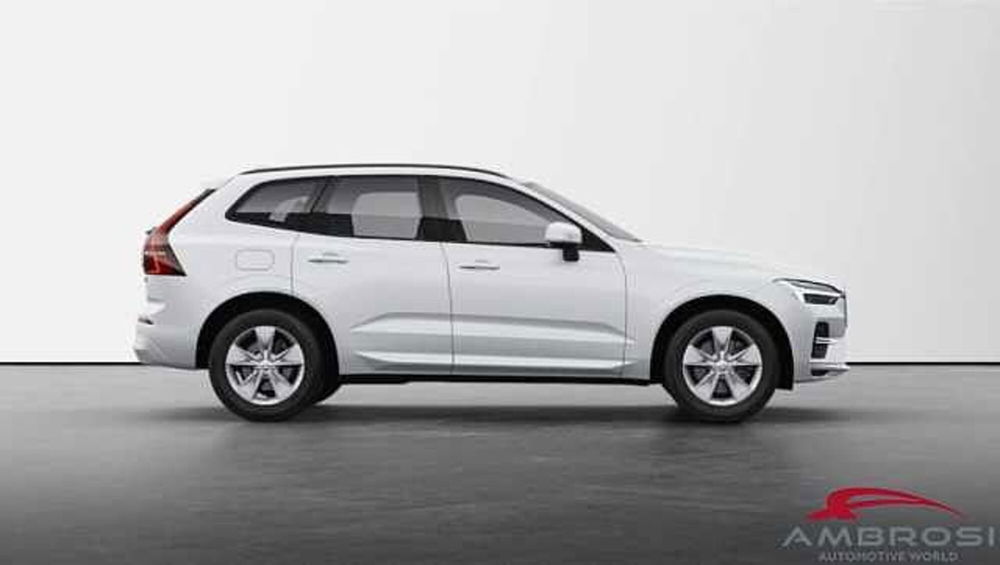 Volvo XC60 nuova a Viterbo (2)