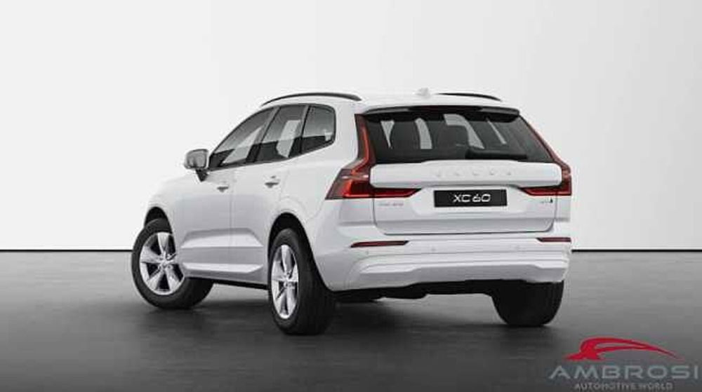 Volvo XC60 nuova a Viterbo (3)