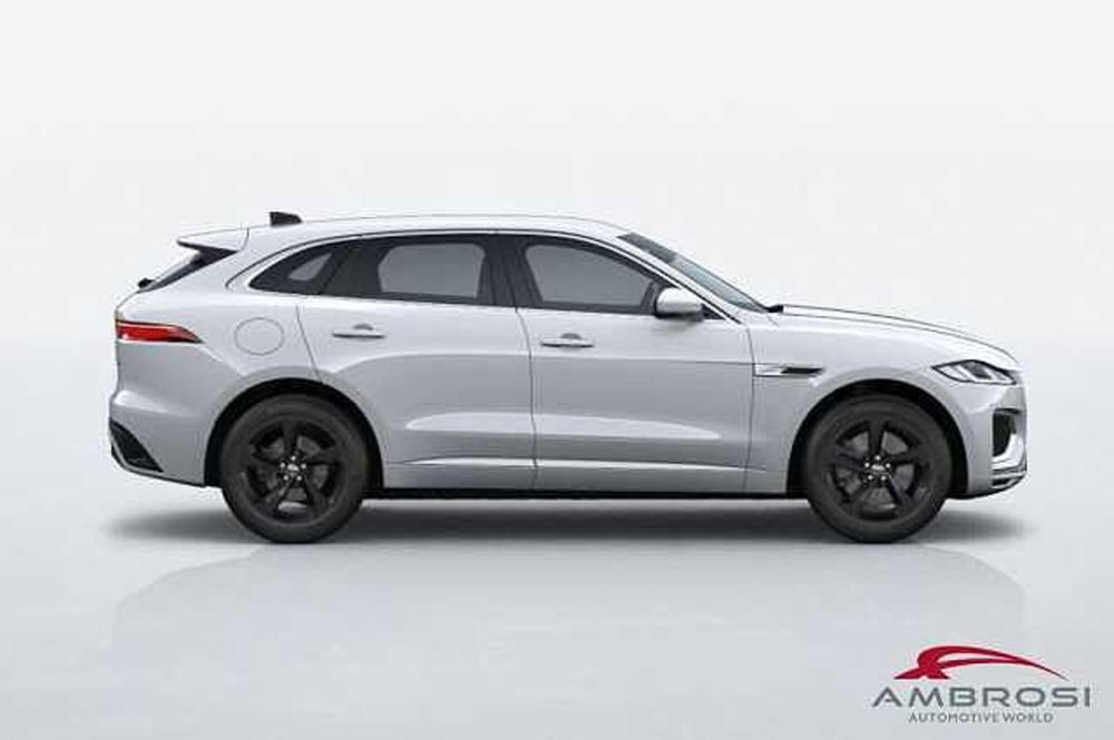 Jaguar F-Pace 2.0 300 CV AWD aut. Pure  nuova a Viterbo (2)