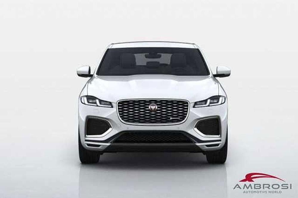 Jaguar F-Pace 2.0 300 CV AWD aut. Pure  nuova a Viterbo (5)