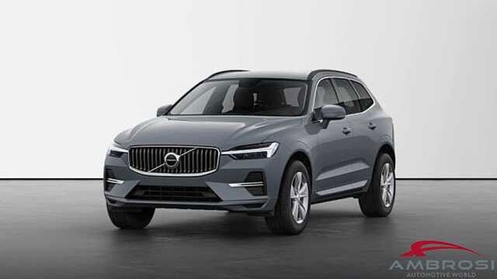 Volvo XC60 B4 automatico Core  nuova a Viterbo