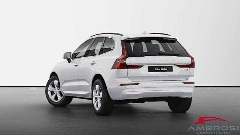 Volvo XC60 nuova a Viterbo (3)