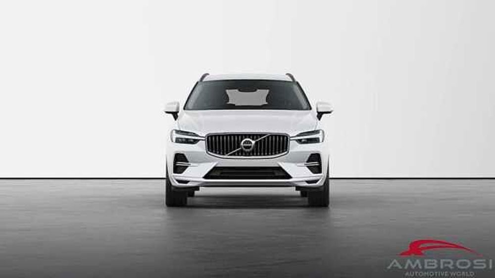 Volvo XC60 nuova a Viterbo (5)