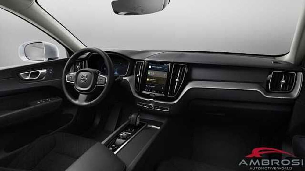 Volvo XC60 nuova a Viterbo (7)