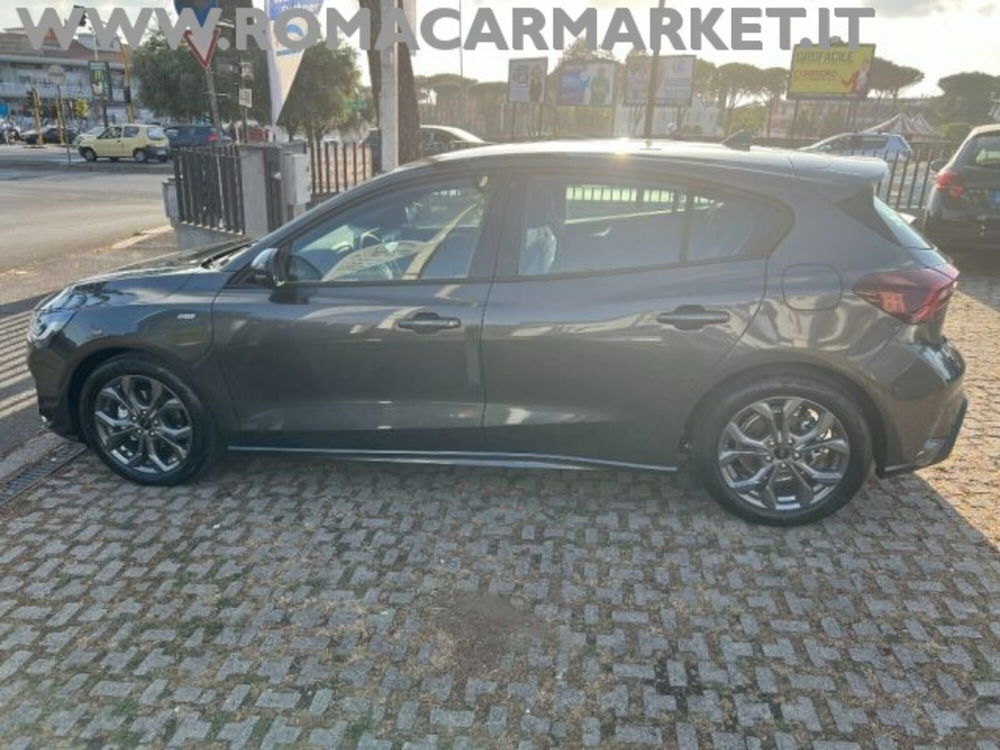 Ford Focus 1.5 EcoBlue 120 CV aut. 5p. ST-Line Design nuova a Roma (4)