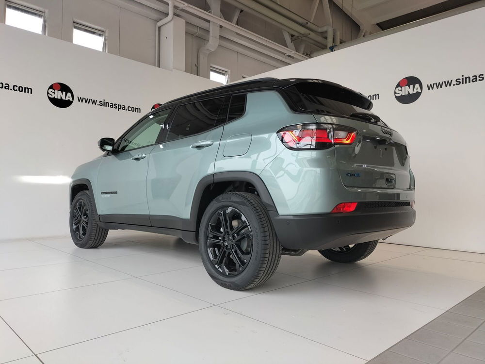 Jeep Compass 1.3 T4 240CV PHEV AT6 4xe Upland nuova a Pordenone (5)