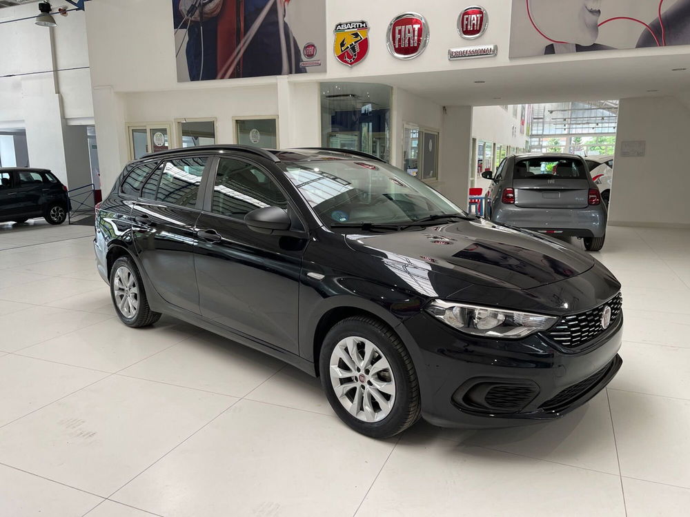 Fiat Tipo Station Wagon Tipo 1.4 T-Jet 120CV GPL SW Easy  del 2019 usata a Sora (3)