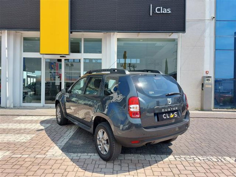 Dacia Duster usata a Livorno (6)