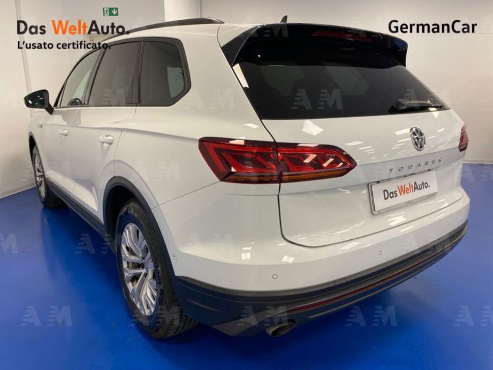 Volkswagen Touareg usata a Sassari (17)