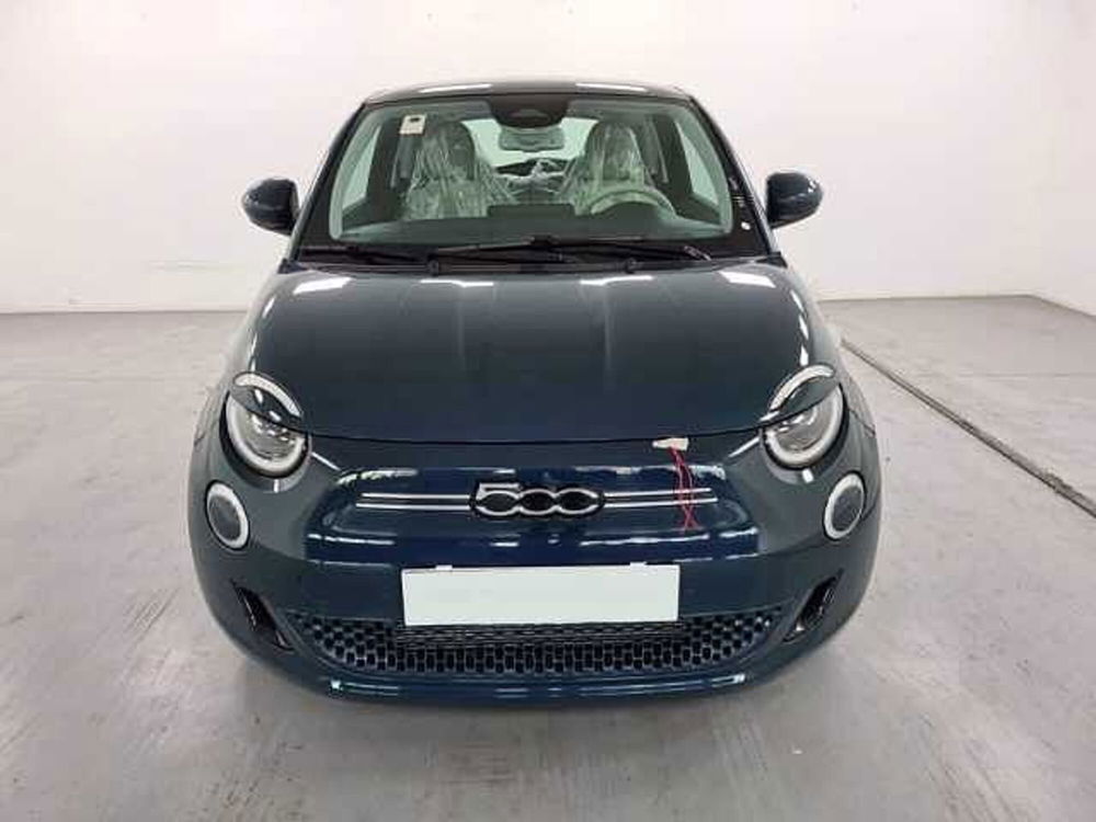 Fiat 500e nuova a Cuneo (2)