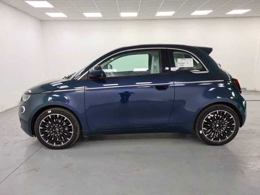 Fiat 500e nuova a Cuneo (6)