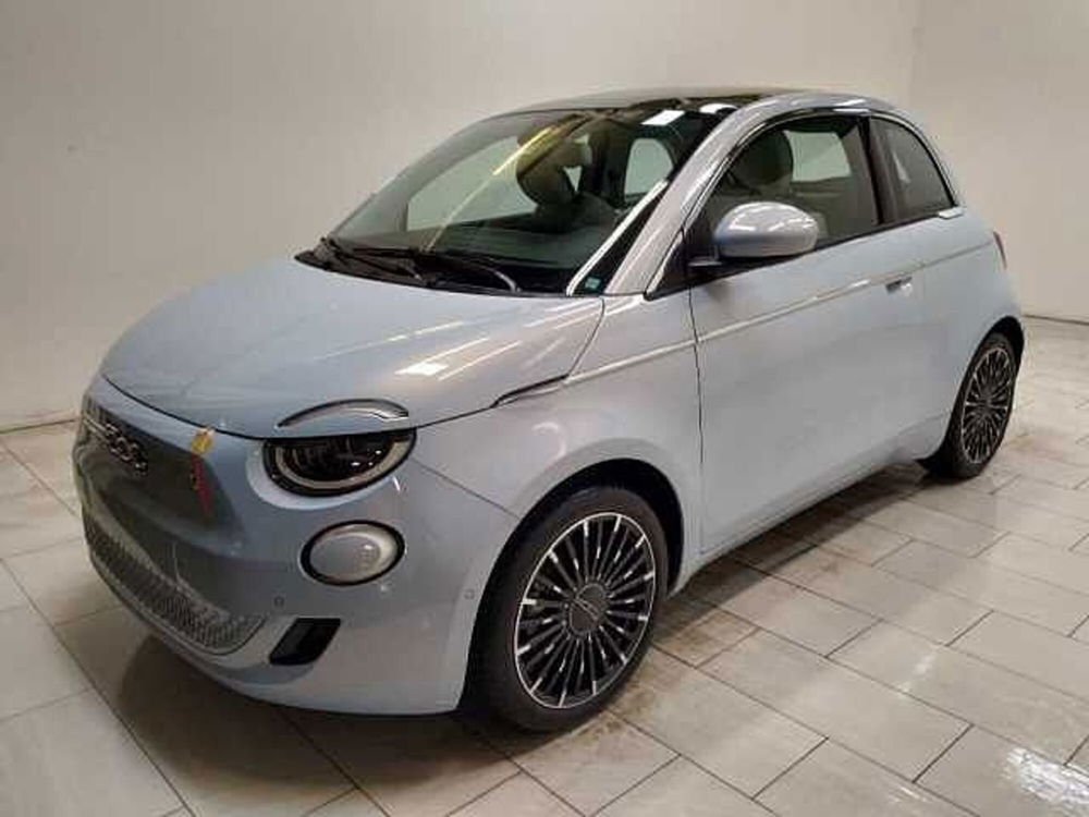 Fiat 500e nuova a Cuneo