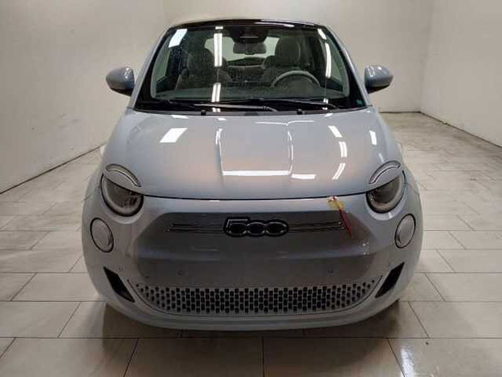 Fiat 500e nuova a Cuneo (2)