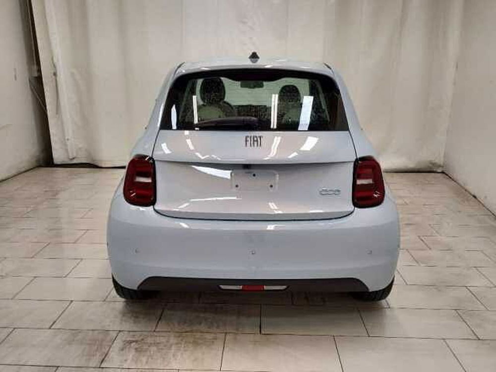 Fiat 500e nuova a Cuneo (3)