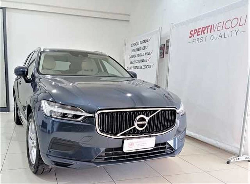 Volvo XC60 D4 AWD Geartronic Business  del 2017 usata a Maglie