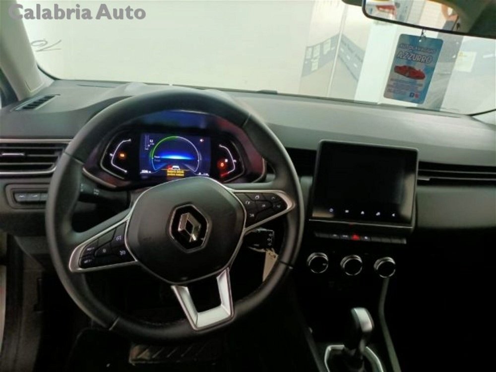 Renault Clio Full Hybrid E-Tech 140 CV 5 porte Zen  del 2020 usata a Gioia Tauro (4)