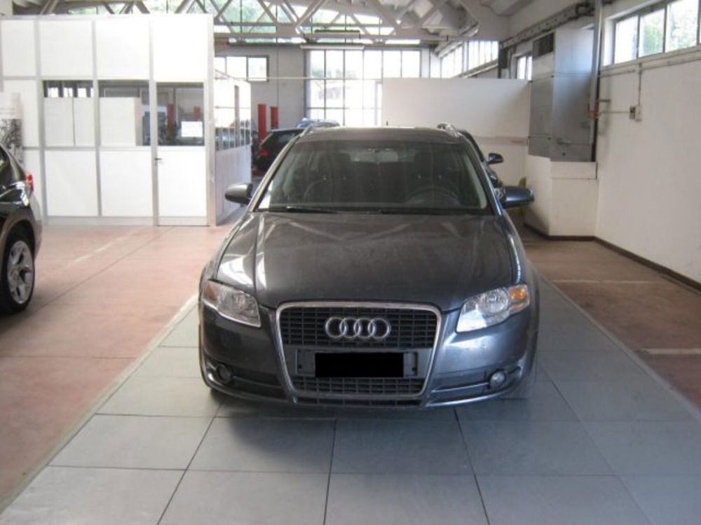 Audi A4 Avant 2.0 16V TDI del 2006 usata a Ascoli Piceno (2)