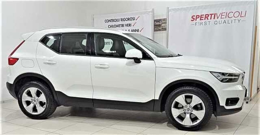 Volvo XC40 usata a Lecce (2)