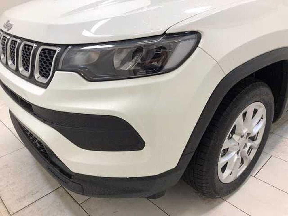 Jeep Compass nuova a Cuneo (6)