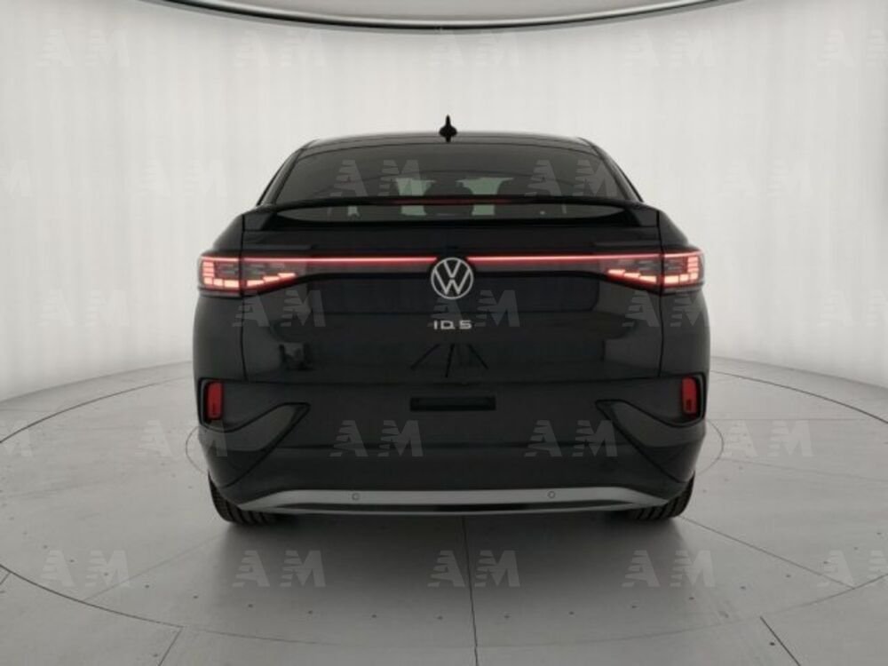 Volkswagen ID.5 Pro Performance nuova a Arzignano (5)