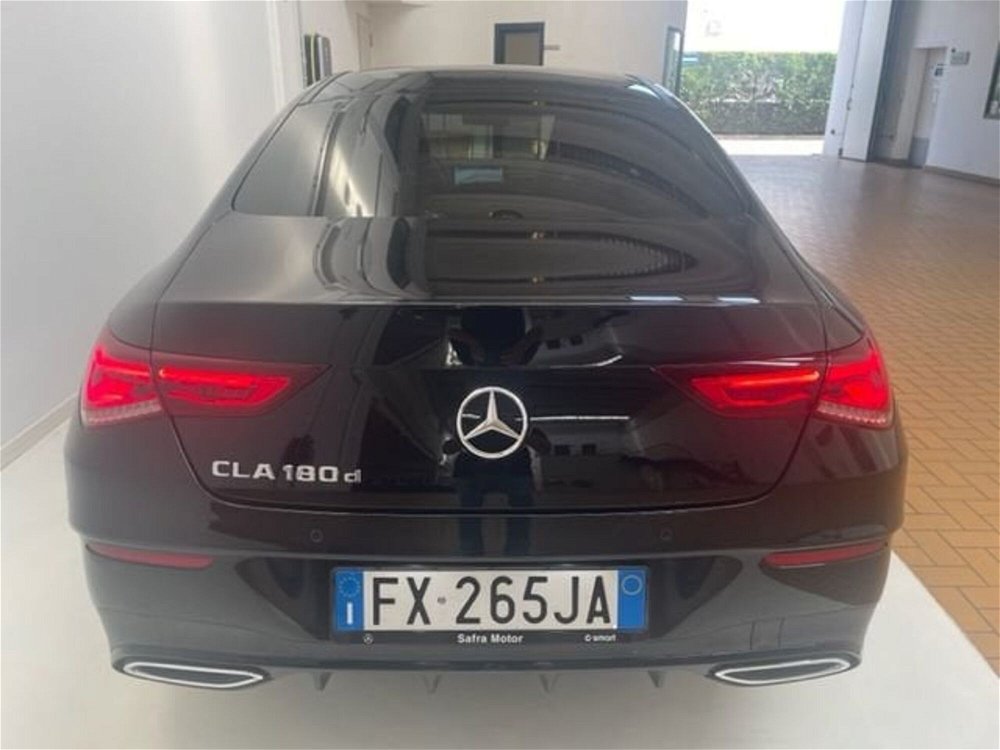 Mercedes-Benz CLA 180 d Automatic Premium  del 2019 usata a Rende (4)