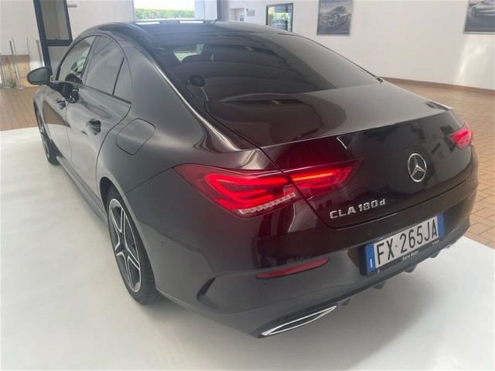 Mercedes-Benz CLA 180 d Automatic Premium  del 2019 usata a Rende (5)