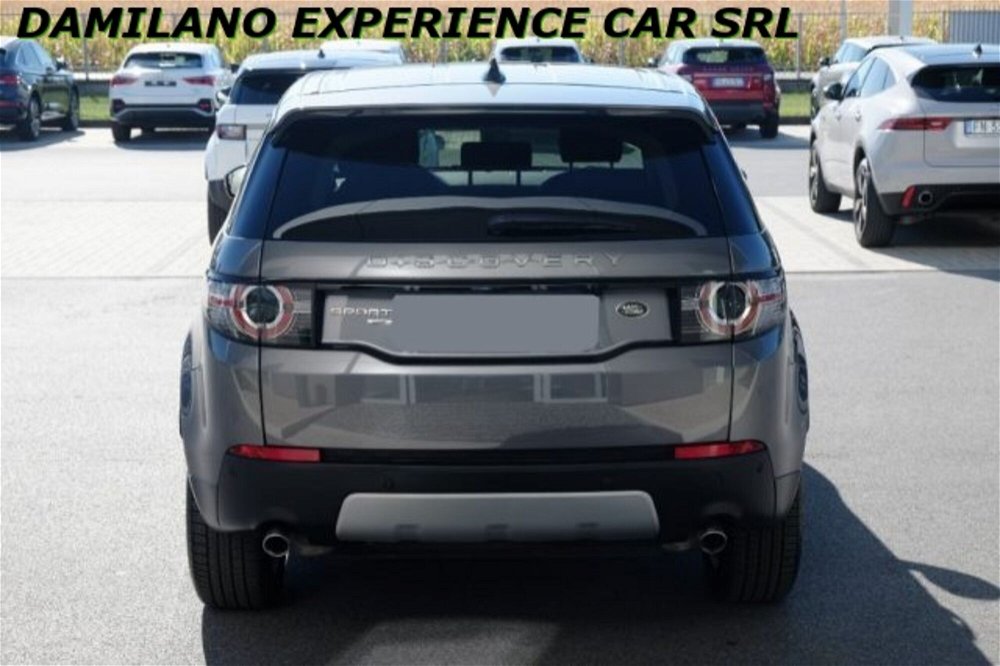 Land Rover Discovery Sport 2.0 TD4 180 CV HSE  del 2018 usata a Cuneo (4)