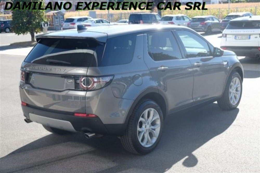 Land Rover Discovery Sport 2.0 TD4 180 CV HSE  del 2018 usata a Cuneo (5)
