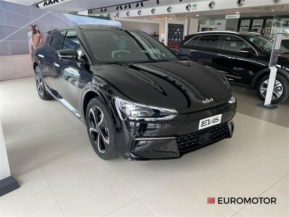 Kia EV6 77,4 kWh Air rwd nuova a Modugno (3)