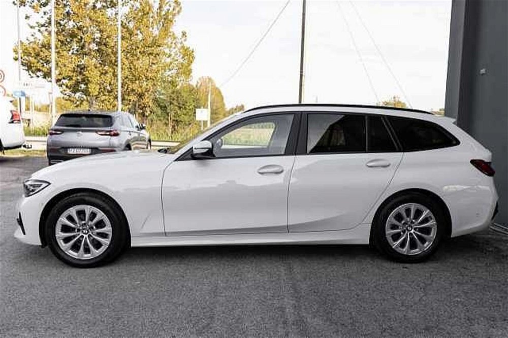 BMW Serie 3 Touring 318d  Business Advantage aut.  del 2020 usata a Silea (3)