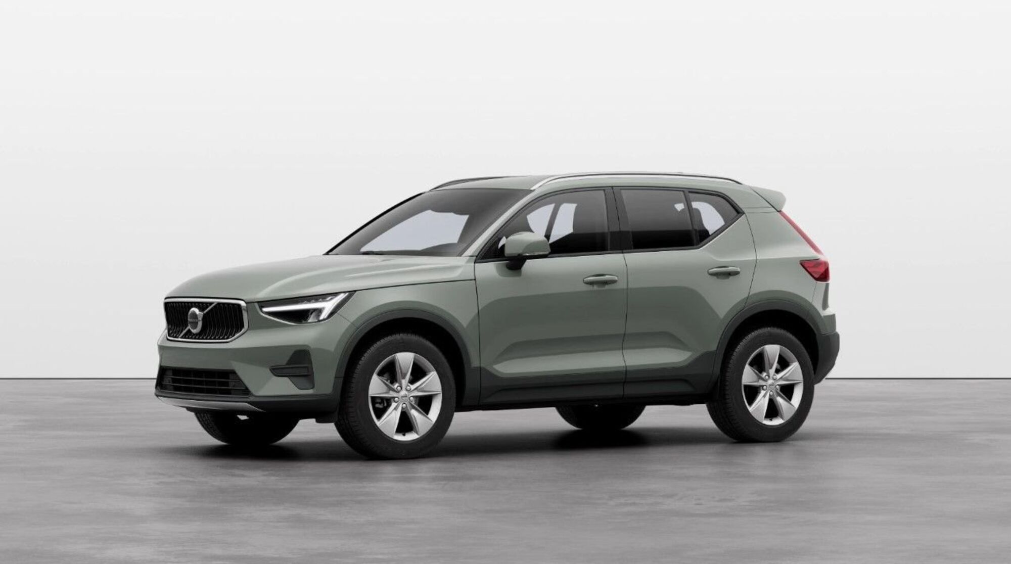 Volvo XC40 B3 automatico Core  nuova a Como