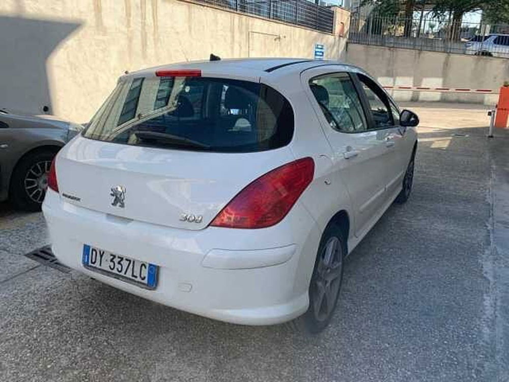 Peugeot 308 usata a Roma (7)