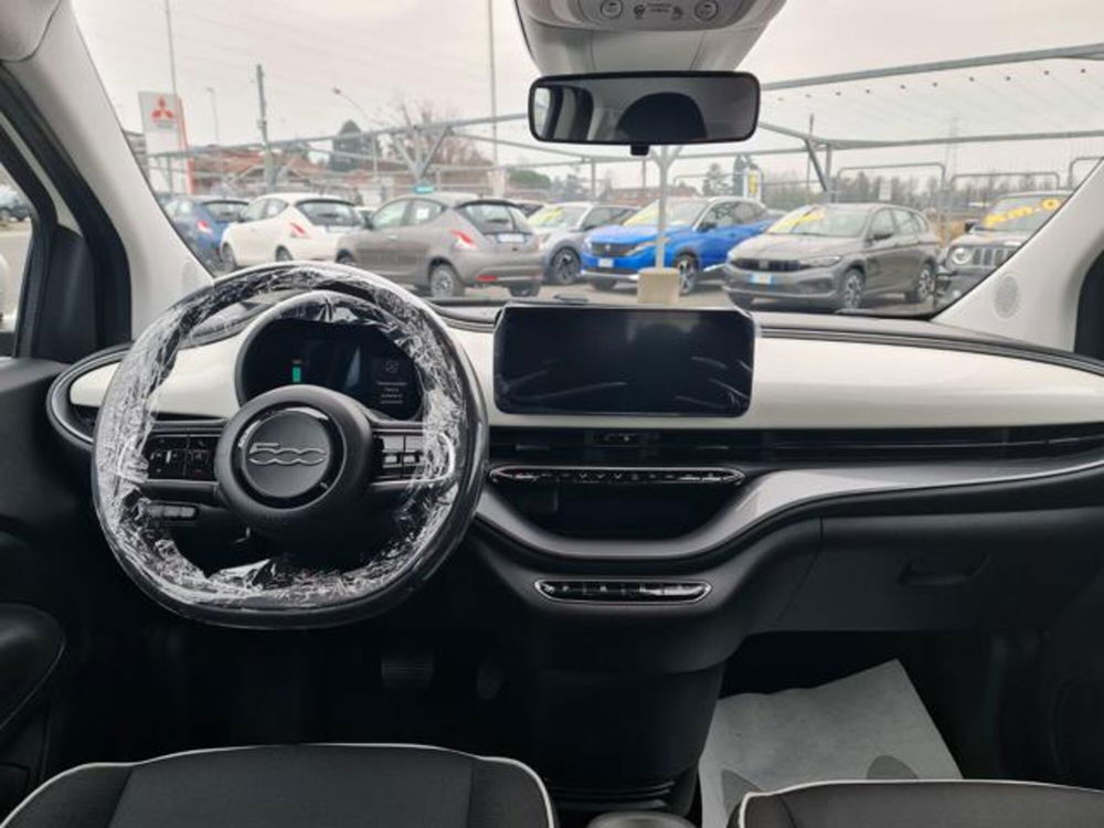 Fiat 500e nuova a Torino (8)