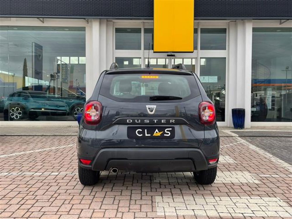 Dacia Duster usata a Livorno (7)