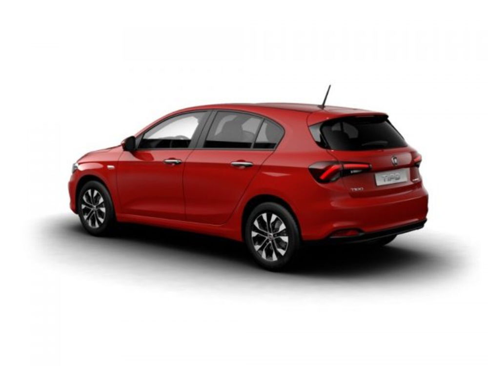 Fiat Tipo Tipo 5p 1.5 t4 hybrid CityLife 130cv dct nuova a Pianezza (2)