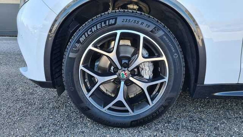 Alfa Romeo Stelvio usata a Ancona (20)