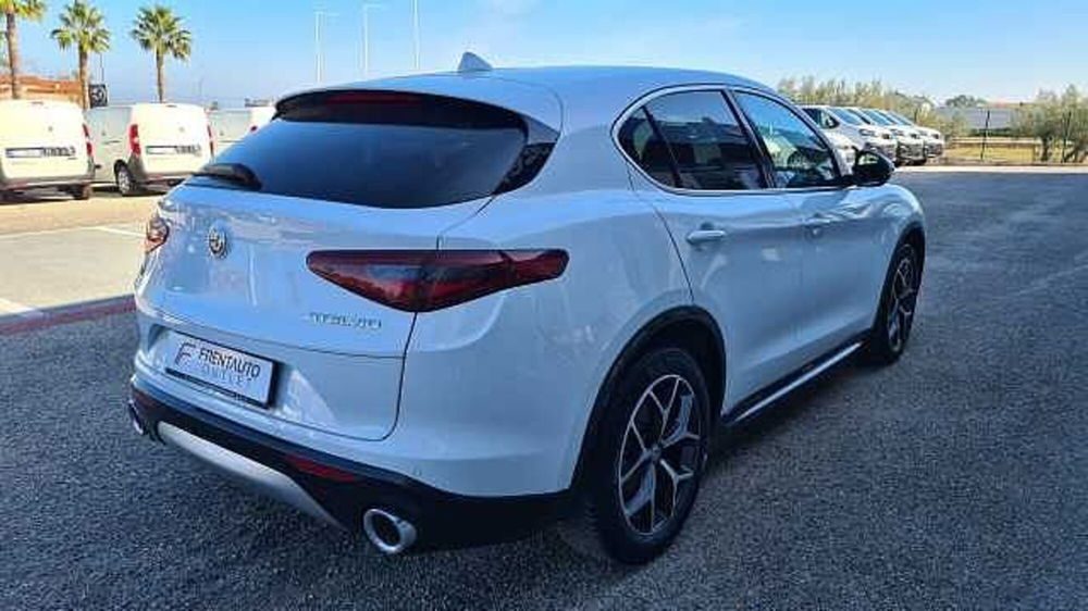 Alfa Romeo Stelvio usata a Ancona (6)