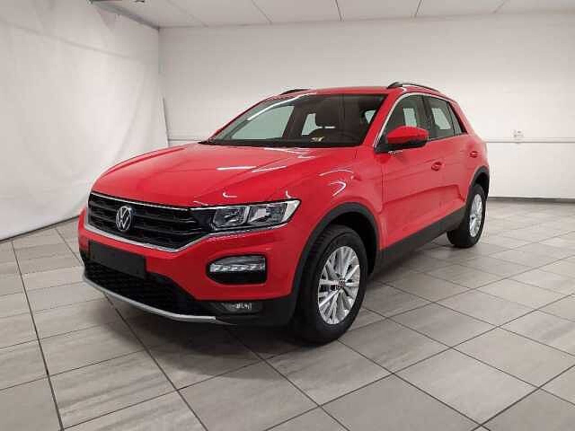 Volkswagen T-Roc 1.0 tsi Edition 110cv nuova a Cuneo