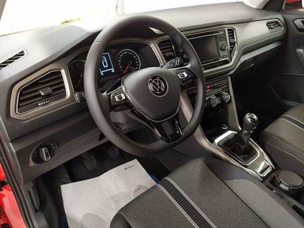 Volkswagen T-Roc nuova a Cuneo (11)