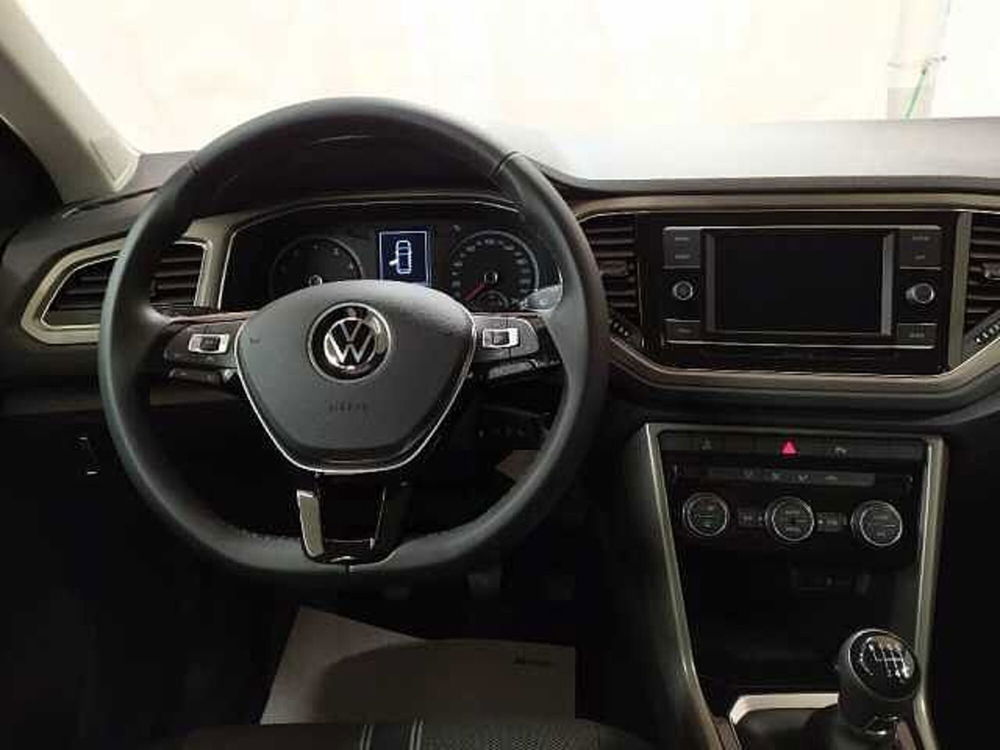 Volkswagen T-Roc nuova a Cuneo (13)