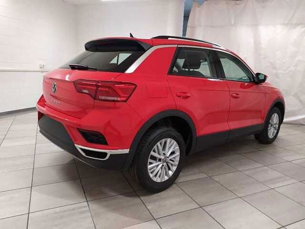 Volkswagen T-Roc nuova a Cuneo (8)