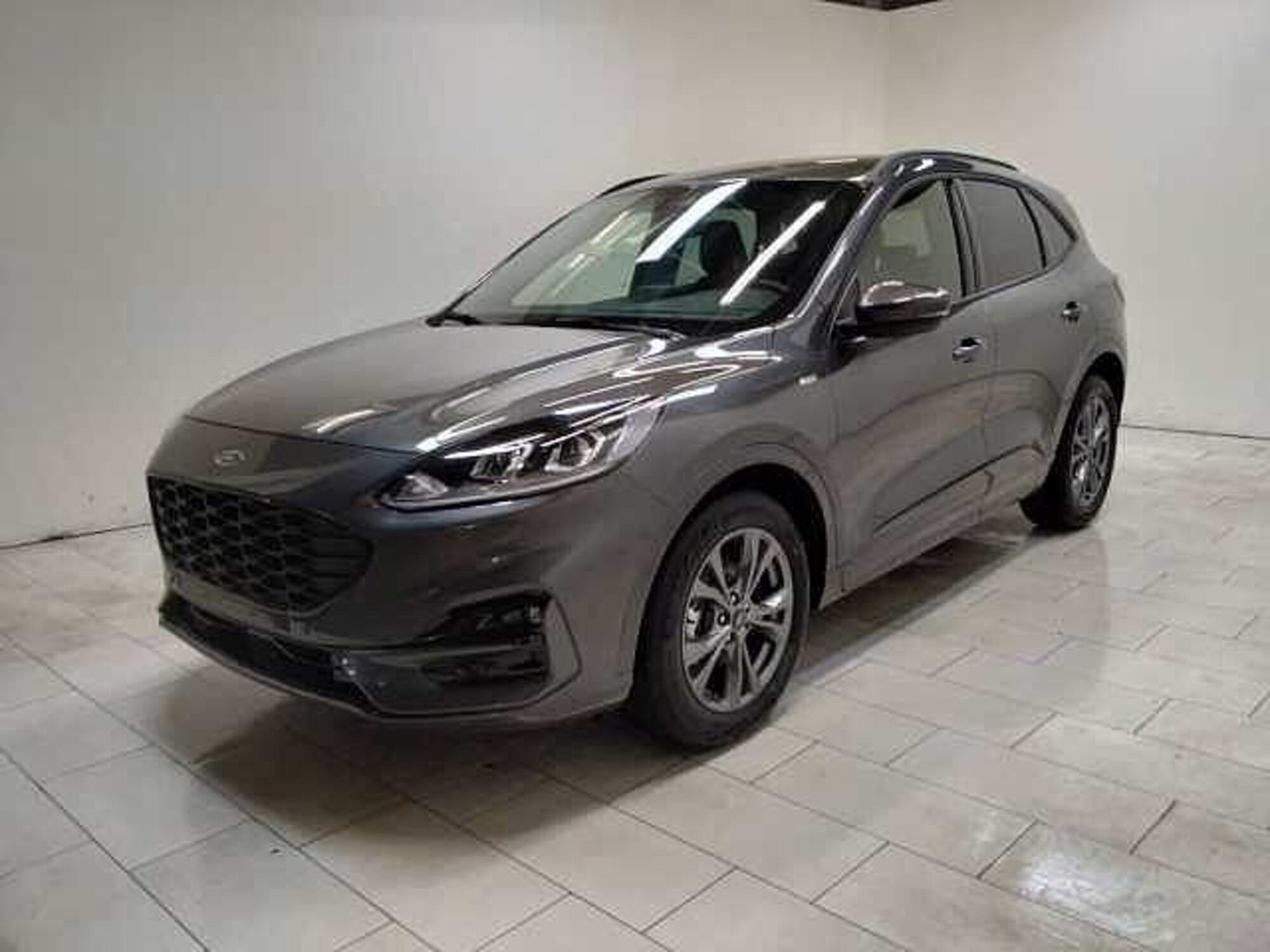 Ford Kuga 2.5 Full Hybrid 190 CV CVT 2WD ST-Line nuova a Cuneo