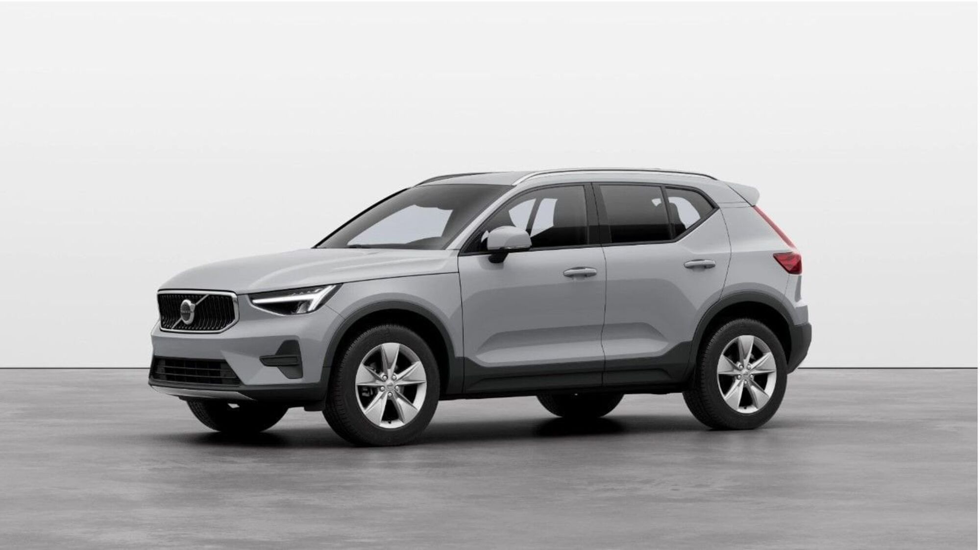 Volvo XC40 B3 automatico Core N1  nuova a Como