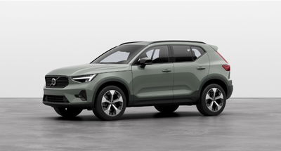 Volvo XC40 B4 AWD automatico Ultimate Dark nuova a Como