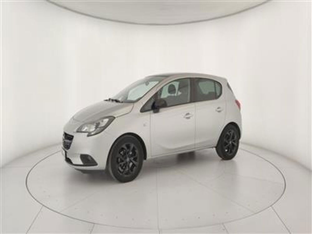 Opel Corsa 1.2 5 porte 120 Anniversary del 2019 usata a Bari (2)