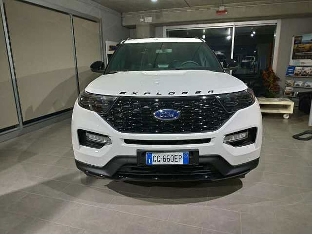 Ford Explorer usata a Cagliari (2)