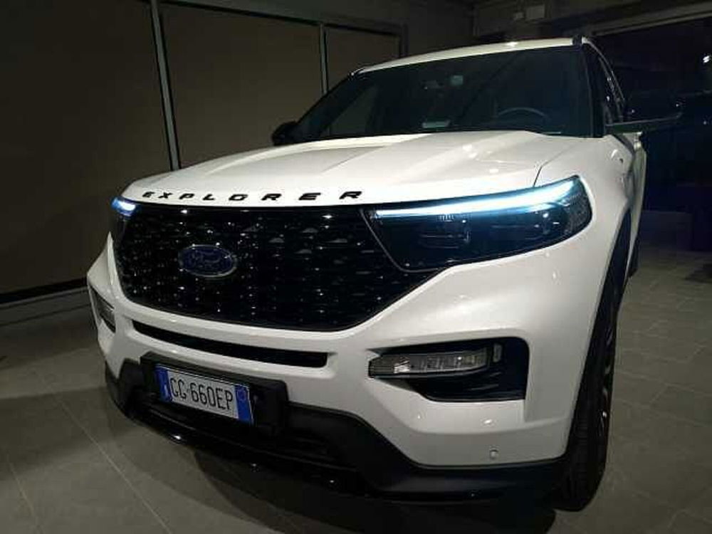 Ford Explorer usata a Cagliari (6)