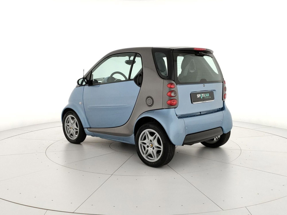 smart Fortwo 800 40 kW coupé passion cdi  nuova a San Marco Evangelista (4)