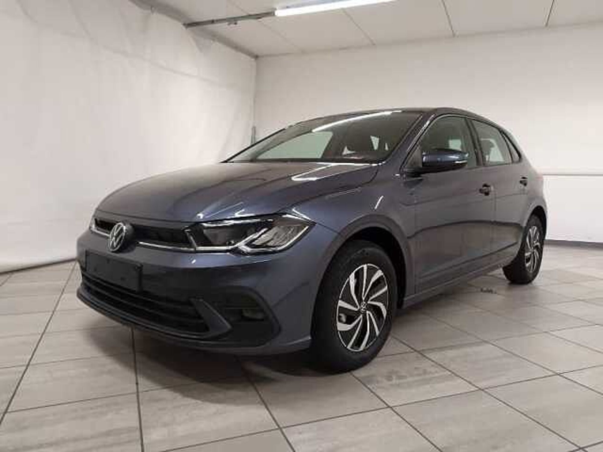 Volkswagen Polo 1.0 tsi Style 95cv nuova a Cuneo